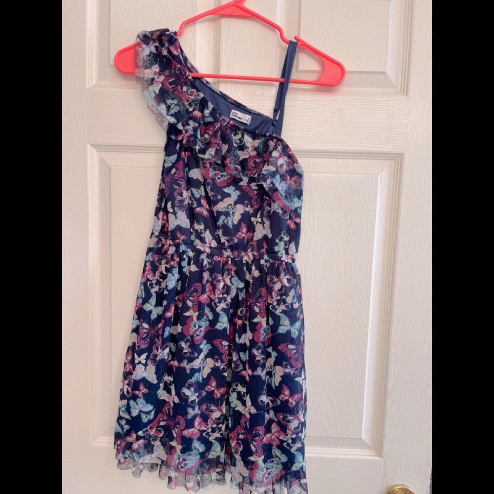 Worn once!!!  One shoulder dress w butterflies
